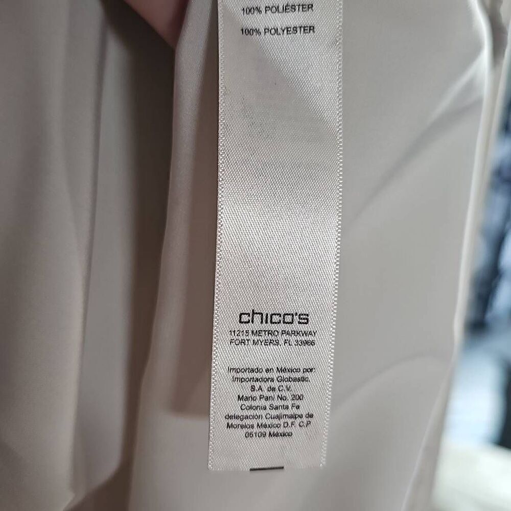 Chico's Dusted Gold Blouse, NWT, Size Medium U.S. - Picture 4 of 7